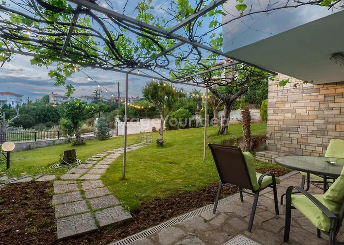 Traditional Villa Appartment With Garden, Also For Gatherings ,15 Minutes From Thessaloniki Airport