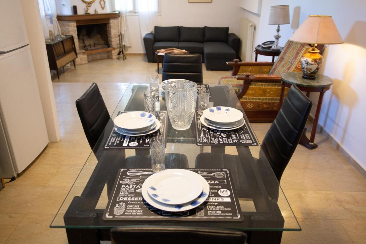 Traditional With Garden, Also For Gatherings ,15 Minutes From Airport Thessalonique