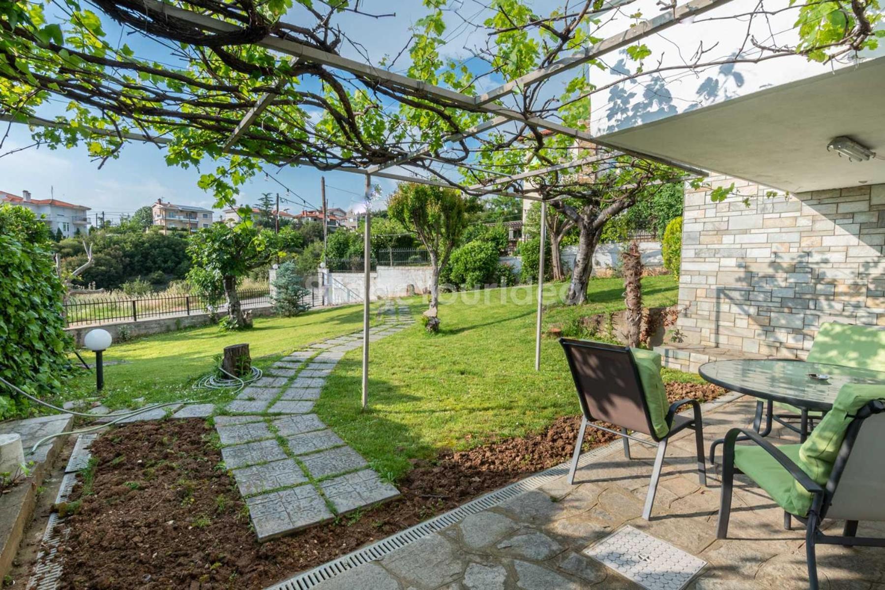 Appartement Traditional With Garden, Also For Gatherings ,15 Minutes From Airport Thessalonique
